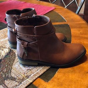 Jessica Simpson boots